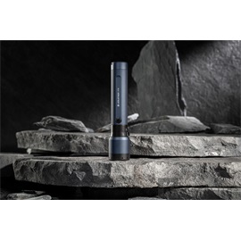 LEDLENSER P7R tölthető LED lámpa 2000lm, 320m, 503265 Li-ion  Limited