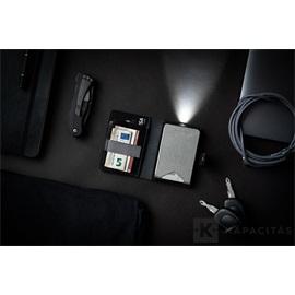 LEDLENSER pénztárca/powerbank/lámpa/vezeték nélkül tölthető 150lm fekete
